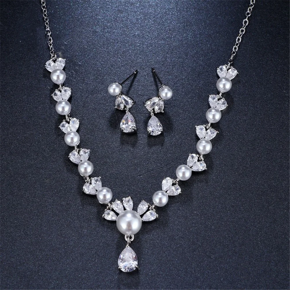 Ekopdee Luxury Elegant White Gold Cubic Zircon Jewelry Set Crystal CZ Earrings Necklace Set For Women Bride Wedding Jewelry Gift
Ekopdee Luxury Elegant White Gold Cubic Zircon Jewelry Set Crystal CZ Earrings Necklace Set For Women Bride Wedding Jewelry Gift