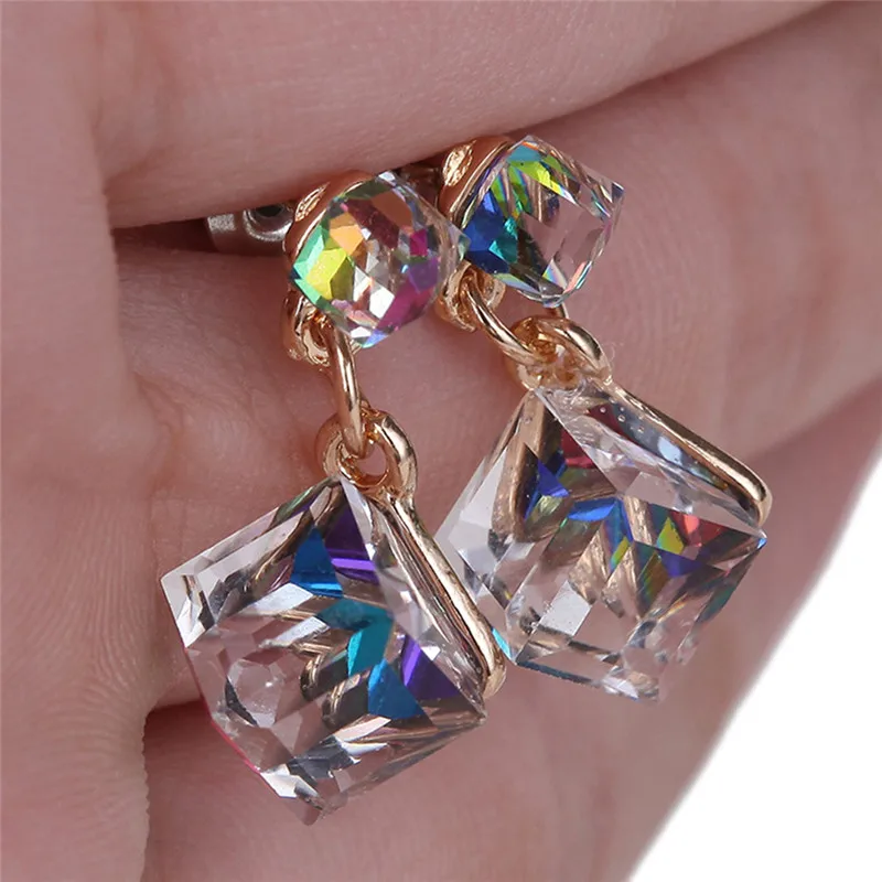 1Pair Double Crystal Cube Earring Women Fashion Earrings Sweet Stud Colourful For Beauty Women Girls Bijou Statement Jewelry
1Pair Double Crystal Cube Earring Women Fashion Earrings Sweet Stud Colourful For Beauty Women Girls Bijou Statement Jewelry