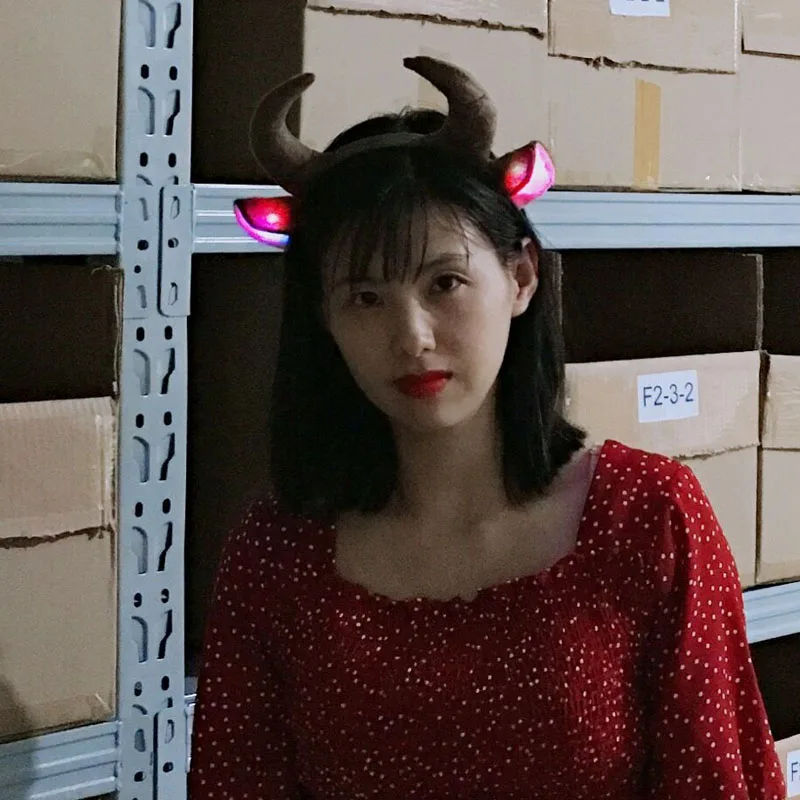 Women Kids Led Cattle Horn Animal Headband Glow Neon Party Supplies Head Wear Wedding Birthday Gift Baby Shower Halloween
Women Kids Led Cattle Horn Animal Headband Glow Neon Party Supplies Head Wear Wedding Birthday Gift Baby Shower Halloween