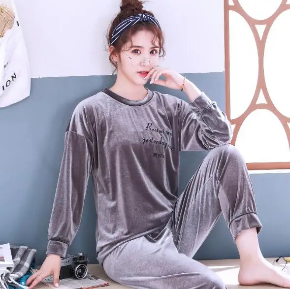 Fdfklak Gold velvet women pajamas set autumn winter warm sleepwear pyjama femme 2019 new long sleeve home wear pijama feminino 
Fdfklak Gold velvet women pajamas set autumn winter warm sleepwear pyjama femme 2019 new long sleeve home wear pijama feminino