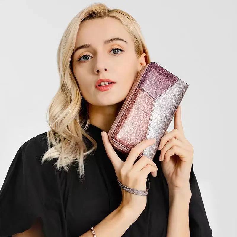 2021 new European and American luxury designer fashion wallet and Handbag Satchel women's bag 016
2021 new European and American luxury designer fashion wallet and Handbag Satchel women's bag 016