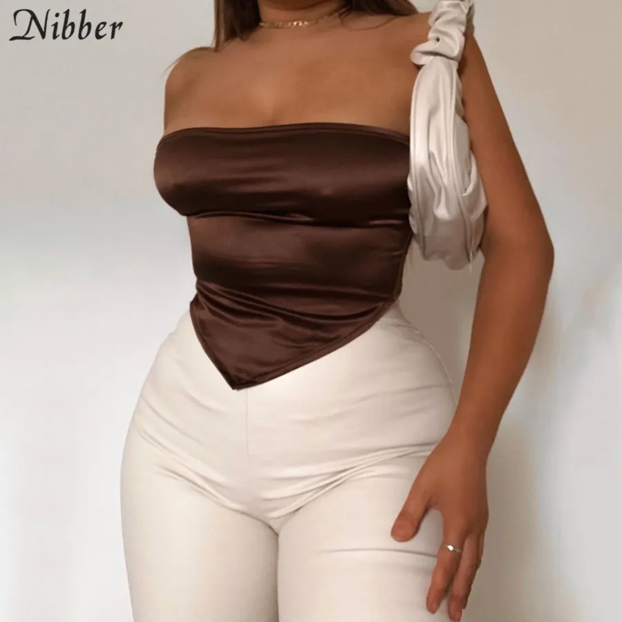 Summer Sexy Fashion Women Off Backless Shoulder Crop Tops Chic sleeveless High Streetwear Casual Cardigans Lacing Tshirt
Summer Sexy Fashion Women Off Backless Shoulder Crop Tops Chic sleeveless High Streetwear Casual Cardigans Lacing Tshirt