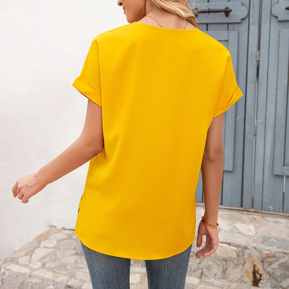 2021 Spring and Summer New Women's Short-sleeved Casual V-neck Blouse Pleated Shirt Women
2021 Spring and Summer New Women's Short-sleeved Casual V-neck Blouse Pleated Shirt Women