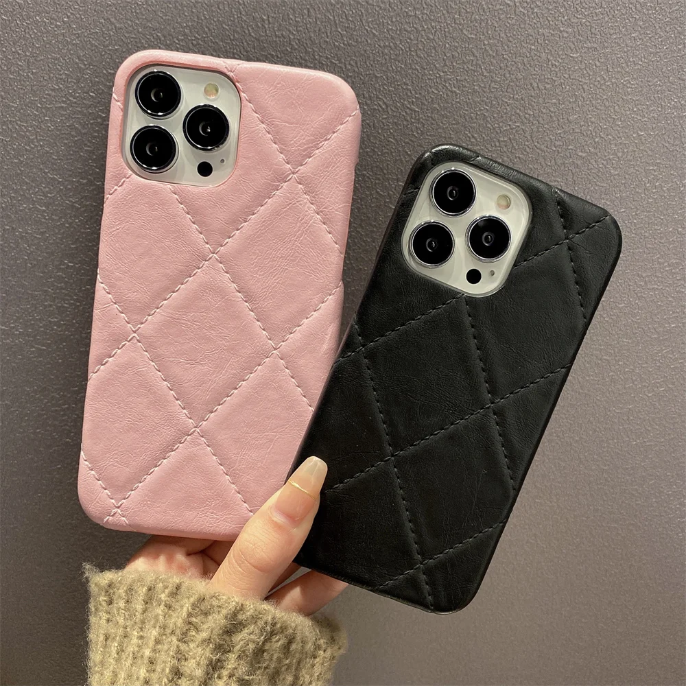 Leather fabric Luxury brand Thin Phone Case For iPhone 13 12 11 Pro MAX XS 8 Plus Plating Soft TPU Silicone Full Cover Shockproo
Leather fabric Luxury brand Thin Phone Case For iPhone 13 12 11 Pro MAX XS 8 Plus Plating Soft TPU Silicone Full Cover Shockproo