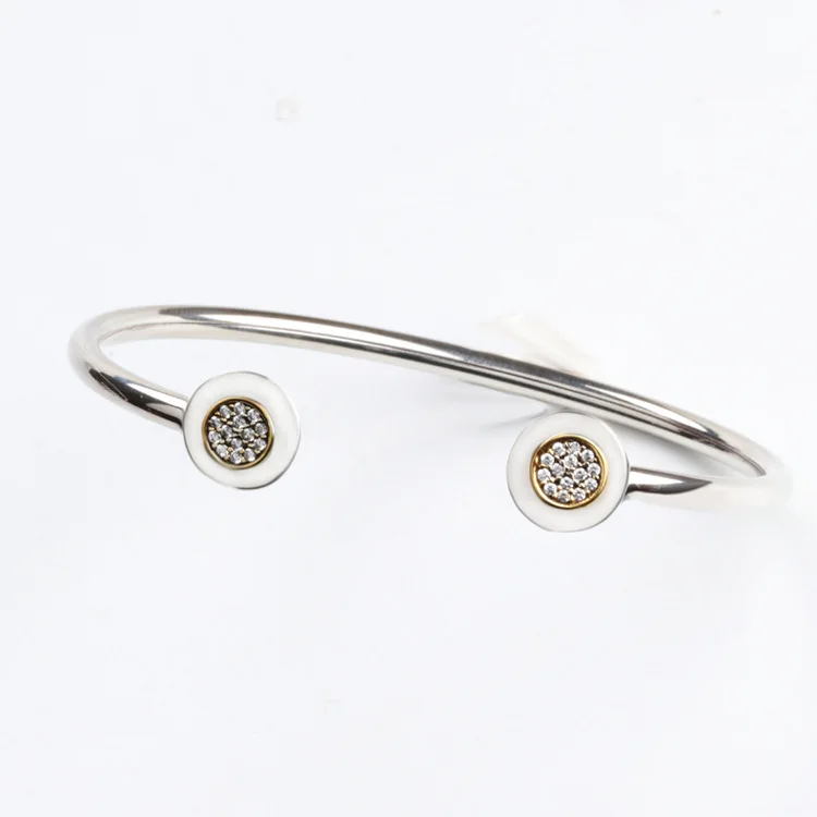 Authentic 925 Sterling Silver Pan Bracelet New Classic Opening Fashion Bracelet Fit Diy Charm Women Jewelry
Authentic 925 Sterling Silver Pan Bracelet New Classic Opening Fashion Bracelet Fit Diy Charm Women Jewelry