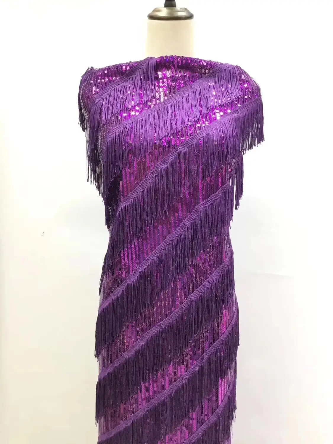 2019 Latest French tassels Laces Fabrics High Quality Tulle African Laces Fabric Wedding African French Tulle Lace YAYUENO021
2019 Latest French tassels Laces Fabrics High Quality Tulle African Laces Fabric Wedding African French Tulle Lace YAYUENO021