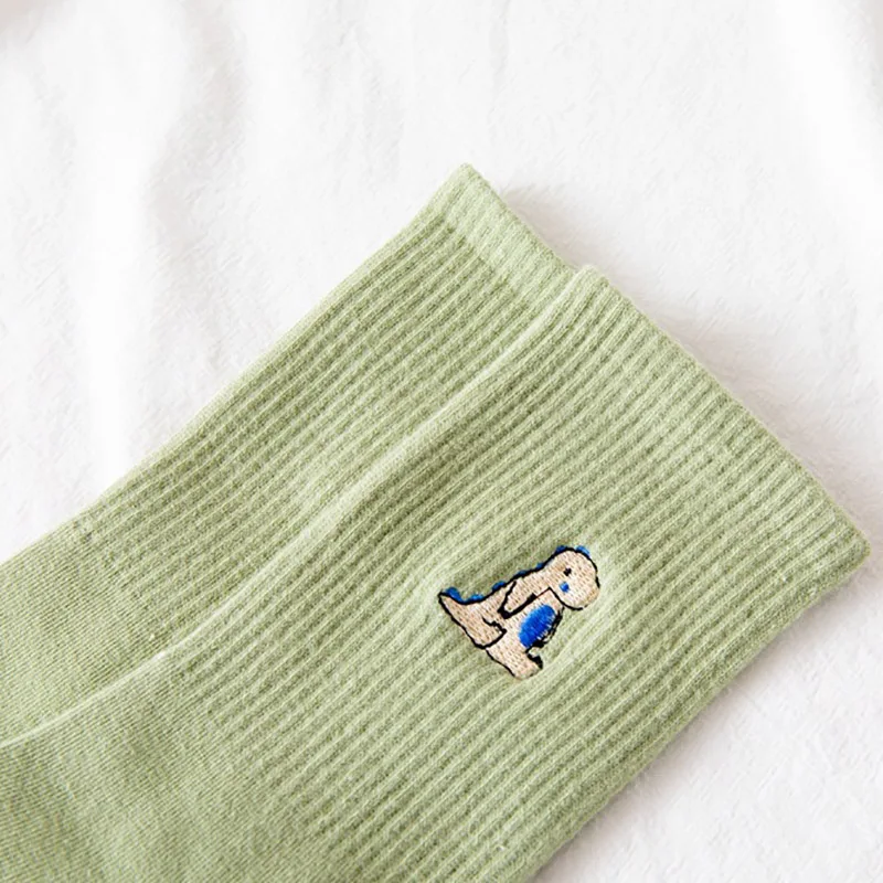 Breathable Mid Tube Socks Japanese Style Long Socks for Women Cartoon Embroidery Pure Color Cotton
Breathable Mid Tube Socks Japanese Style Long Socks for Women Cartoon Embroidery Pure Color Cotton