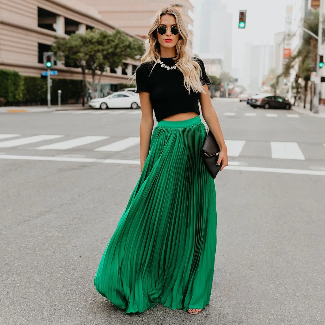 Women High Waist Skirts Elastic Casual Ladies Skirts A Line Full Length High Waist Skirt Flared Pleated Long Maxi Skirt 2019
Women High Waist Skirts Elastic Casual Ladies Skirts A Line Full Length High Waist Skirt Flared Pleated Long Maxi Skirt 2019