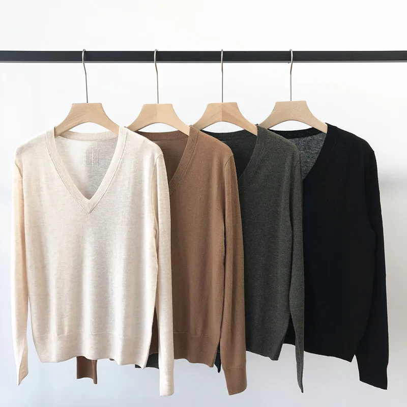 Women Sweater 2021 Early Autumn New Bottoming Shirt Pullover V-neck Long-sleeved Loose Casual Cashmere Thin Knit Sweater Women
Women Sweater 2021 Early Autumn New Bottoming Shirt Pullover V-neck Long-sleeved Loose Casual Cashmere Thin Knit Sweater Women