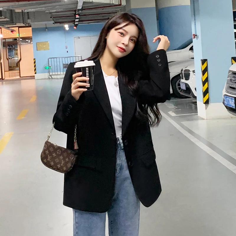 new 2021 casual oversized women casual design jackets and coats ladies long sleeve coats
new 2021 casual oversized women casual design jackets and coats ladies long sleeve coats