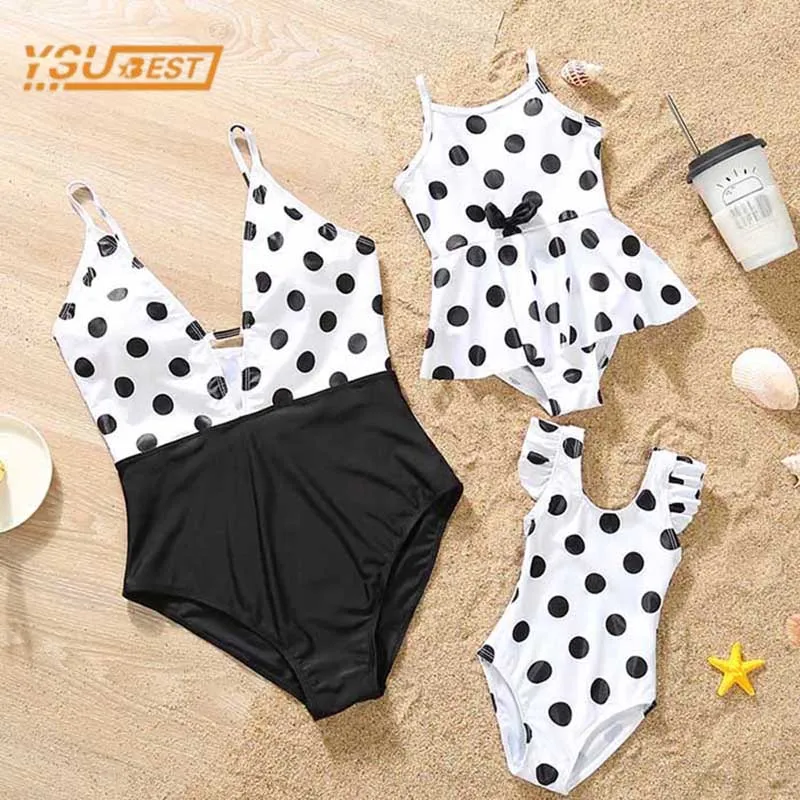 Family Matching Outfits Swimsuit Family Look Mother Daughter Mommy Family Swimsuit Wave Point Clothes Family Clothing Swimsuit
Family Matching Outfits Swimsuit Family Look Mother Daughter Mommy Family Swimsuit Wave Point Clothes Family Clothing Swimsuit