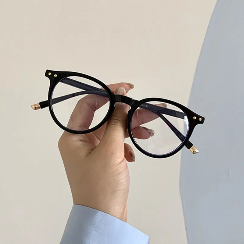 1Pc Fashionable Glasses Frame for Women Vintage Blue Light Computer Men Spectacle Round Optical Eyewear
1Pc Fashionable Glasses Frame for Women Vintage Blue Light Computer Men Spectacle Round Optical Eyewear