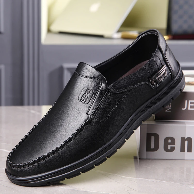 Men's leather shoes 2021 autumn new business dress casual leather shoes men's leather Korean version of soft-soled driving shoes
Men's leather shoes 2021 autumn new business dress casual leather shoes men's leather Korean version of soft-soled driving shoes