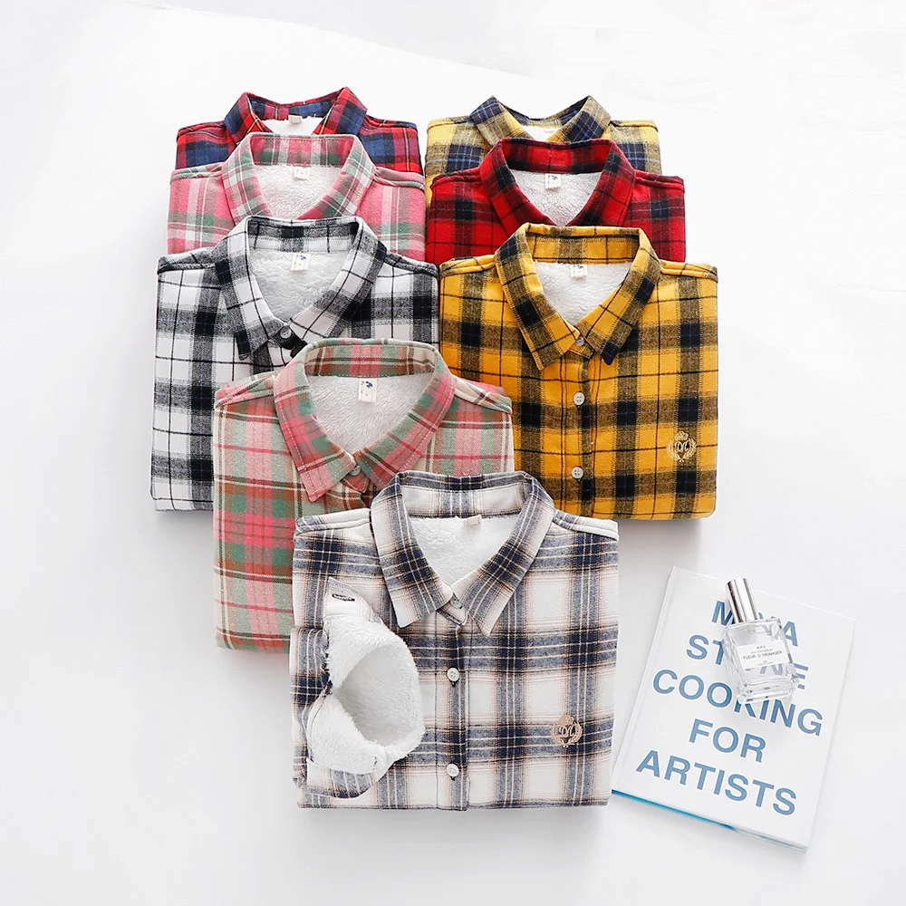 2020 Autumn Winter Keep Warm Women Fleece Thick Plaid Shirt Casual Lapel Long Sleeve Lady Blouse Velvet Checked Outerwear Female 
2020 Autumn Winter Keep Warm Women Fleece Thick Plaid Shirt Casual Lapel Long Sleeve Lady Blouse Velvet Checked Outerwear Female