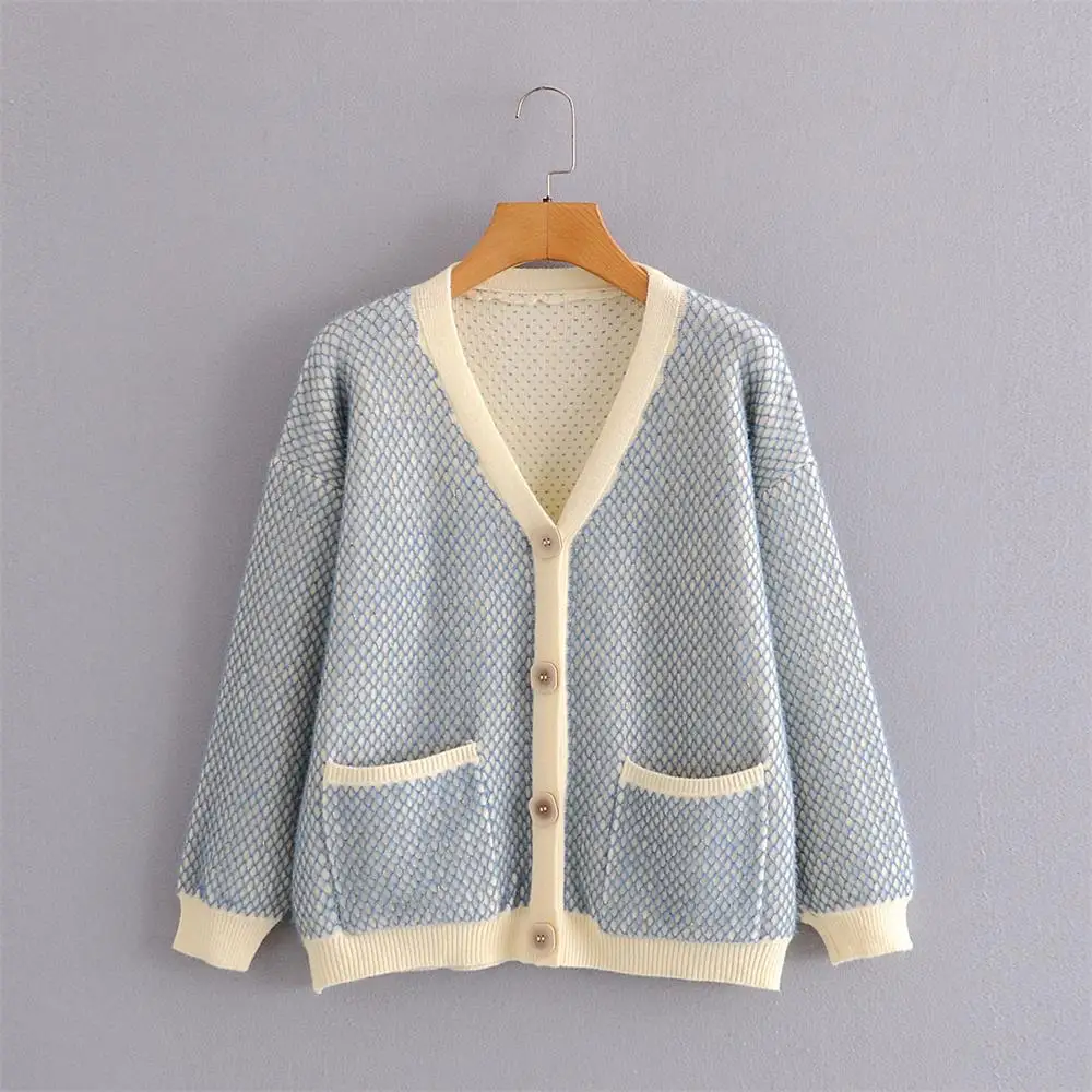 Early autumn 2020 new European and American fashion women V-neck double pockets long-sleeved loose and thin knitted cardigan
Early autumn 2020 new European and American fashion women V-neck double pockets long-sleeved loose and thin knitted cardigan