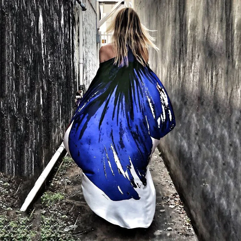 Summer European And American Women's Dress Fashion New Style Sloping Shoulder Leisure Sexy Beach Holiday Graceful Printing Dress
Summer European And American Women's Dress Fashion New Style Sloping Shoulder Leisure Sexy Beach Holiday Graceful Printing Dress