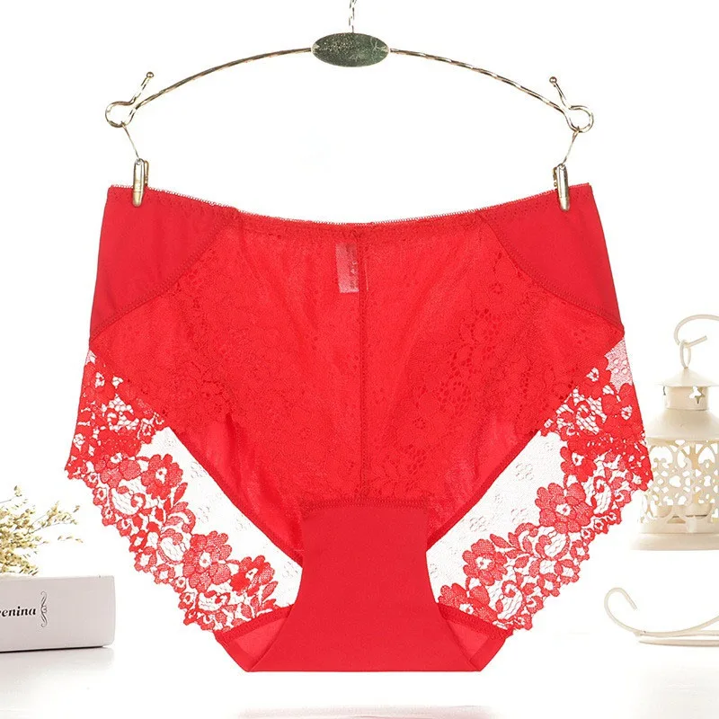 New Arrival Women Lace Panties Sexy Perspective Underwear Floral Underpants Mesh Lingerie Female Seamless Mid Waist Briefs Panty 
New Arrival Women Lace Panties Sexy Perspective Underwear Floral Underpants Mesh Lingerie Female Seamless Mid Waist Briefs Panty
