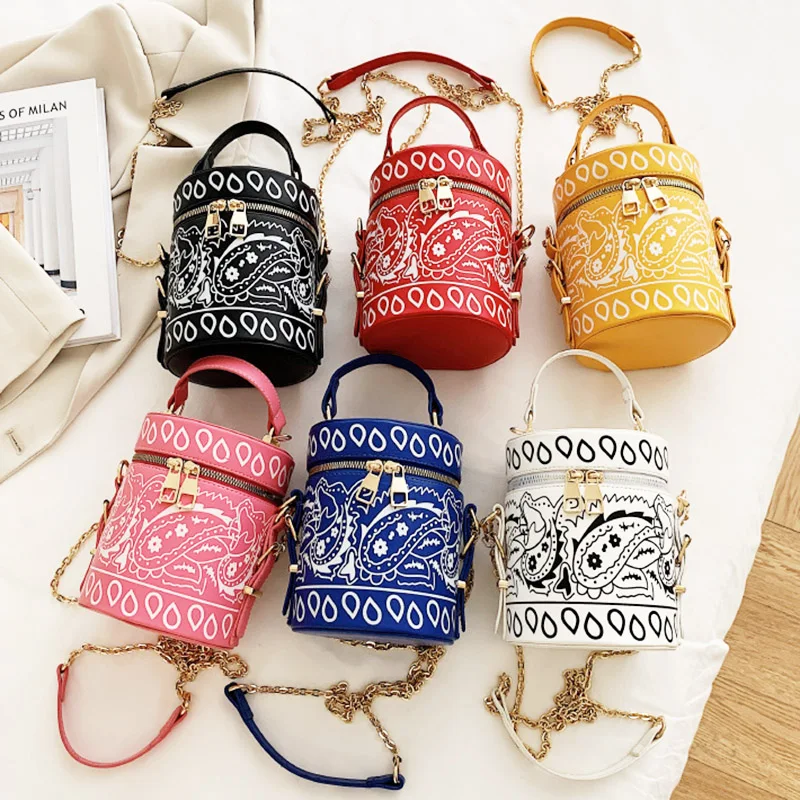 Ladies Cashew Flowers Printing Bags Fashion Brand Designer Crossbody Handbags Women Shoulder Bandana Bucket Purse and Hat Sets
Ladies Cashew Flowers Printing Bags Fashion Brand Designer Crossbody Handbags Women Shoulder Bandana Bucket Purse and Hat Sets