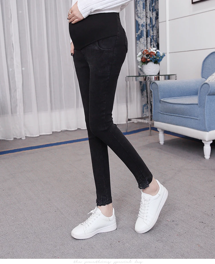Fashion Lace Splicing Denim Maternity Pants Autumn Stretch Pencil Jeans Clothes for Pregnant Women Pregnancy Belly Trousers
Fashion Lace Splicing Denim Maternity Pants Autumn Stretch Pencil Jeans Clothes for Pregnant Women Pregnancy Belly Trousers