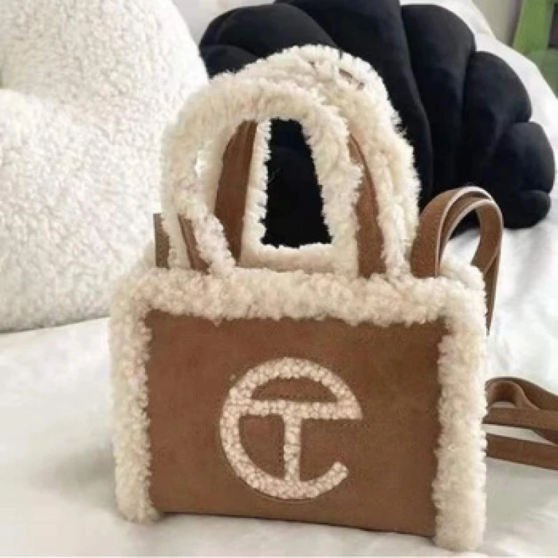 2021 меховые сумки на плечо и сумочки, осенне-зимние сумки, роскошные дизайнерские брендовые сумки через плечо, женские сумки 
2021 меховые сумки на плечо и сумочки, осенне-зимние сумки, роскошные дизайнерские брендовые сумки через плечо, женские сумки