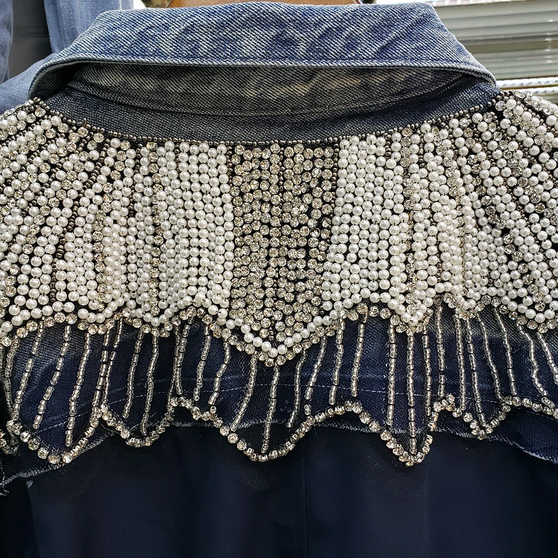 Harajuku Trench Coat Women 2020 Spring Autumn New Shoulder Diamond Set Beads Denim jacket Waist Drawstring Length Windbreaker
Harajuku Trench Coat Women 2020 Spring Autumn New Shoulder Diamond Set Beads Denim jacket Waist Drawstring Length Windbreaker