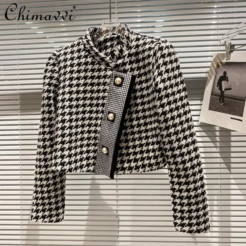 2021 Fall Women's Clothing Fashion Houndstooth Pearl Buckle Beveled Padded Shoulder Suit Short Jacket Long Sleeve Elegant Tops
2021 Fall Women's Clothing Fashion Houndstooth Pearl Buckle Beveled Padded Shoulder Suit Short Jacket Long Sleeve Elegant Tops