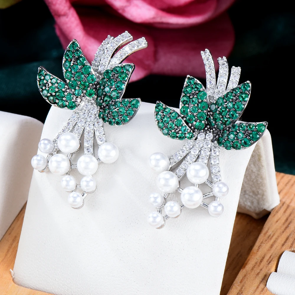 Soramoore Trendy Luxury Special personality Dangle Earrings For Women Wedding Cubic Zirconia CZ DUBAI Bridal Earring Jewelry
Soramoore Trendy Luxury Special personality Dangle Earrings For Women Wedding Cubic Zirconia CZ DUBAI Bridal Earring Jewelry