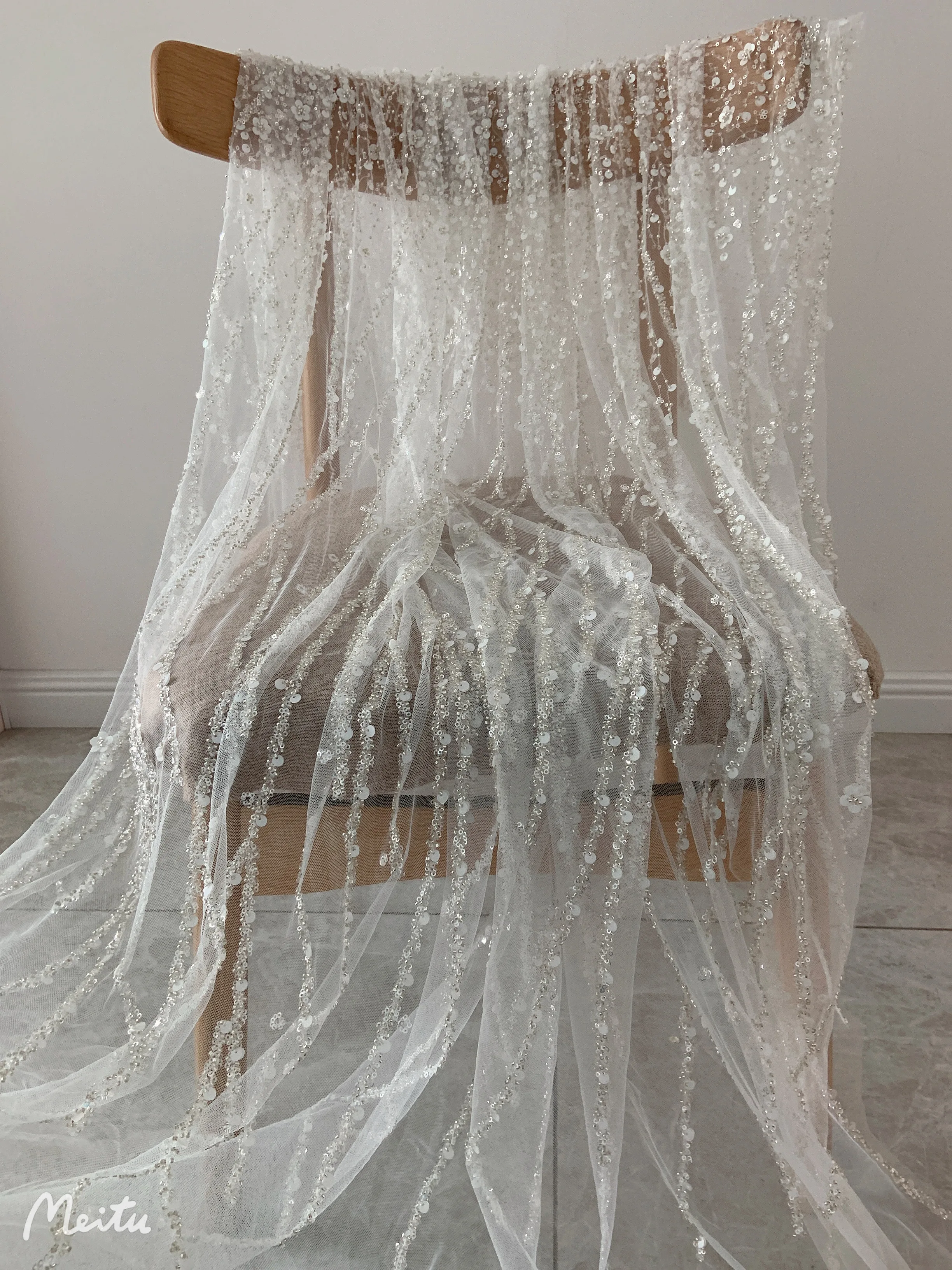 1 yards Off White Heavy Beading And Sequined Mesh Fabric For Wedding Gown
1 yards Off White Heavy Beading And Sequined Mesh Fabric For Wedding Gown