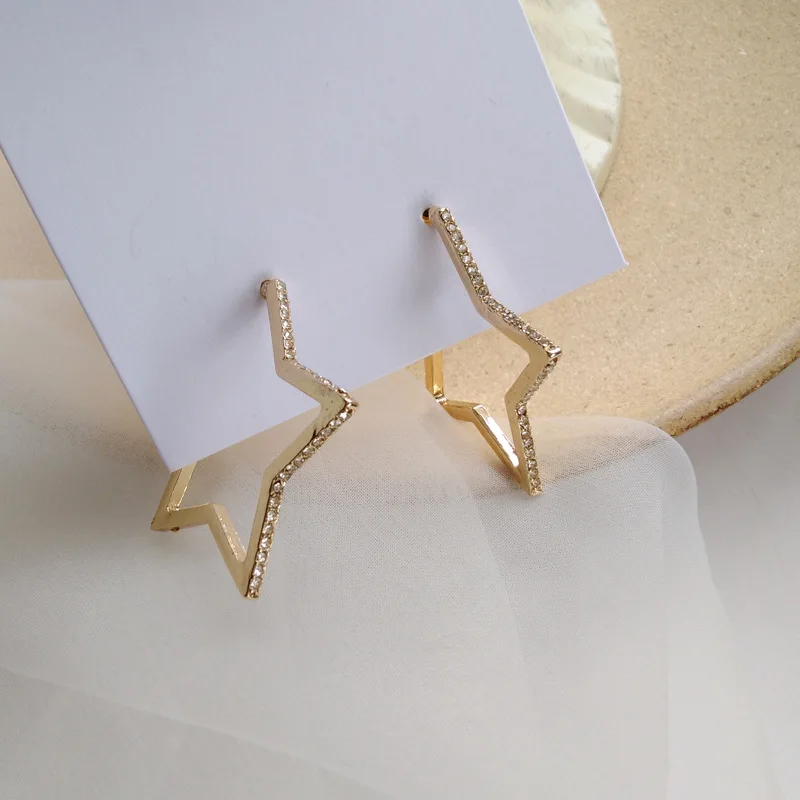 S925 needle Fashion Jewelry Drop Earrings Shiny Big Star Earrings High Quality Crystal Bling Bling Earrings For Women Jewelry
S925 needle Fashion Jewelry Drop Earrings Shiny Big Star Earrings High Quality Crystal Bling Bling Earrings For Women Jewelry