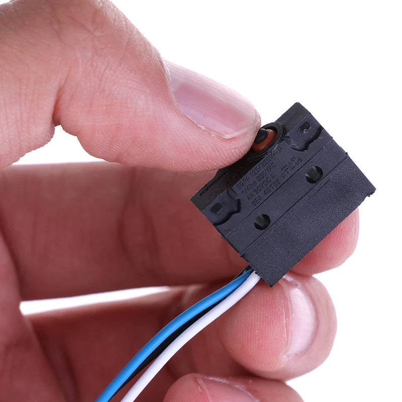 Hot Sale 15.5x6x17mm Ip67 Changeover Microswitch 5A Waterproof Micro Switch Sealed
Hot Sale 15.5x6x17mm Ip67 Changeover Microswitch 5A Waterproof Micro Switch Sealed