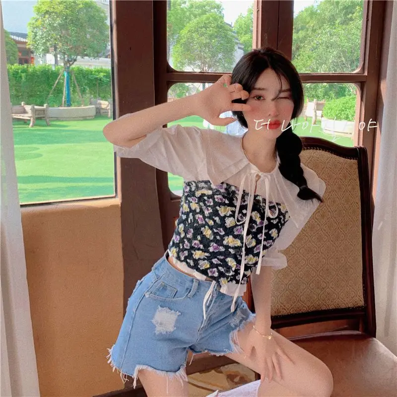 COIGARSAM Floral Print Womens tops Peter pan Collar Spaghetti Strap Belt Women shirts White Shirt Broken Beautiful 8139
COIGARSAM Floral Print Womens tops Peter pan Collar Spaghetti Strap Belt Women shirts White Shirt Broken Beautiful 8139