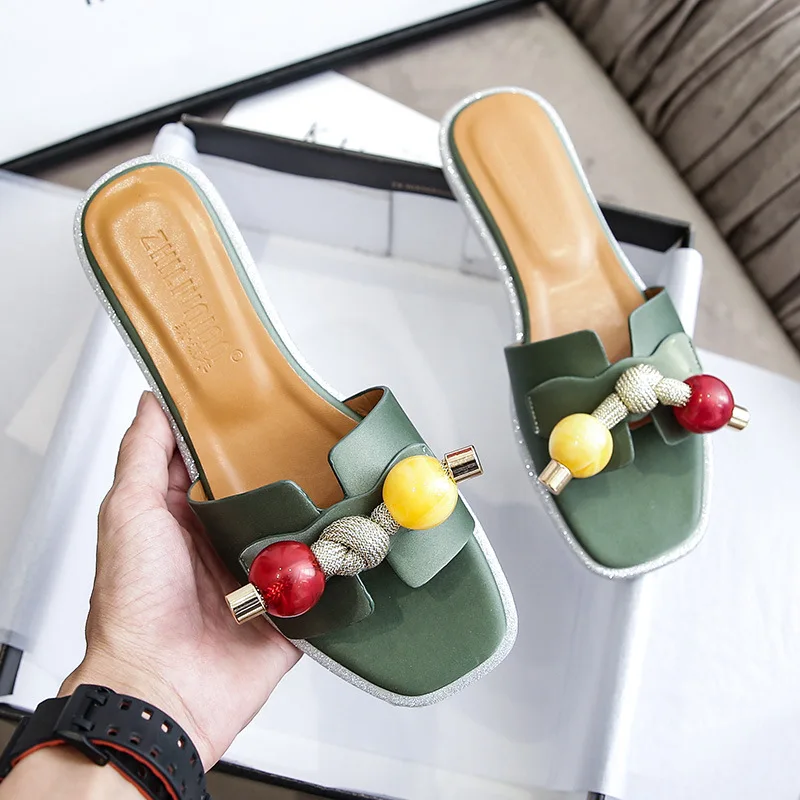 2021 summer slippers sandals new women's fashion flat bottom all-match square head soft bottom beaded open toe half slippers
2021 summer slippers sandals new women's fashion flat bottom all-match square head soft bottom beaded open toe half slippers