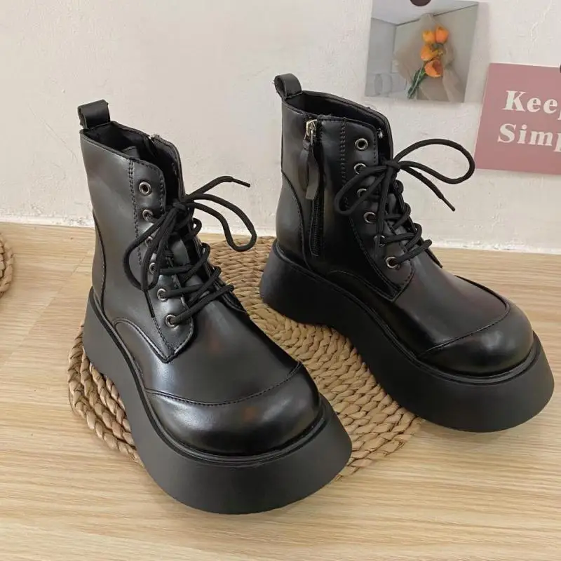 BLWBYL 2021 Brand New Big Size Platform Gothic Style Zipper Block Heels Comfy Walking Motorcycles Boots Shoes Woman Round Toe
BLWBYL 2021 Brand New Big Size Platform Gothic Style Zipper Block Heels Comfy Walking Motorcycles Boots Shoes Woman Round Toe