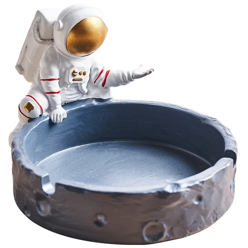 Homelily Nordic Home Decor Smoking Area Desktop Creative Decoration Astronaut Ashtray Ornaments Resin Office Desk Decorations
Homelily Nordic Home Decor Smoking Area Desktop Creative Decoration Astronaut Ashtray Ornaments Resin Office Desk Decorations