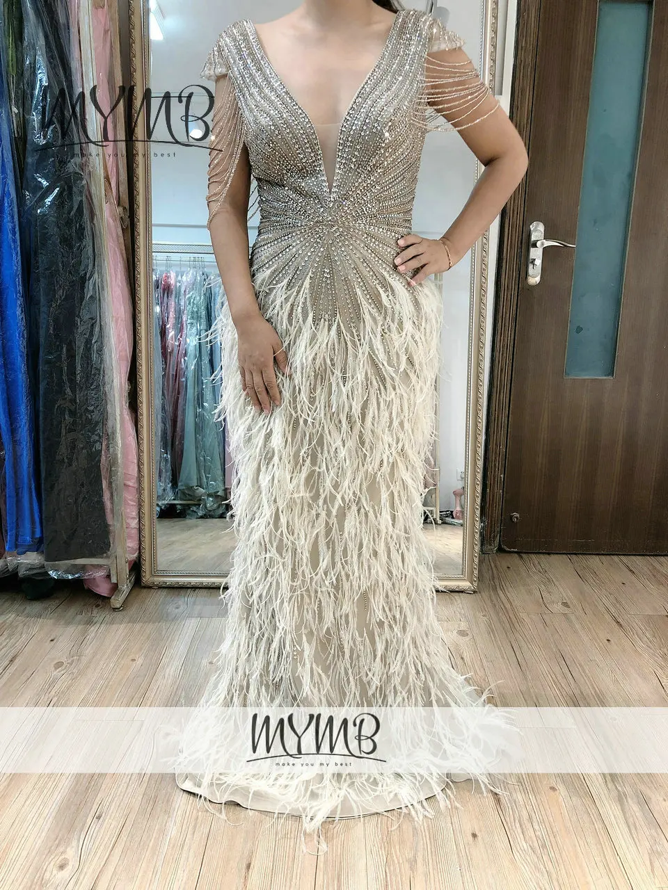 MYMB Brand Couture Beading Feather Bottom Evening Gown Red Carpet Run Way Dress Younger Girl Birthday Party Dress MY31137
MYMB Brand Couture Beading Feather Bottom Evening Gown Red Carpet Run Way Dress Younger Girl Birthday Party Dress MY31137