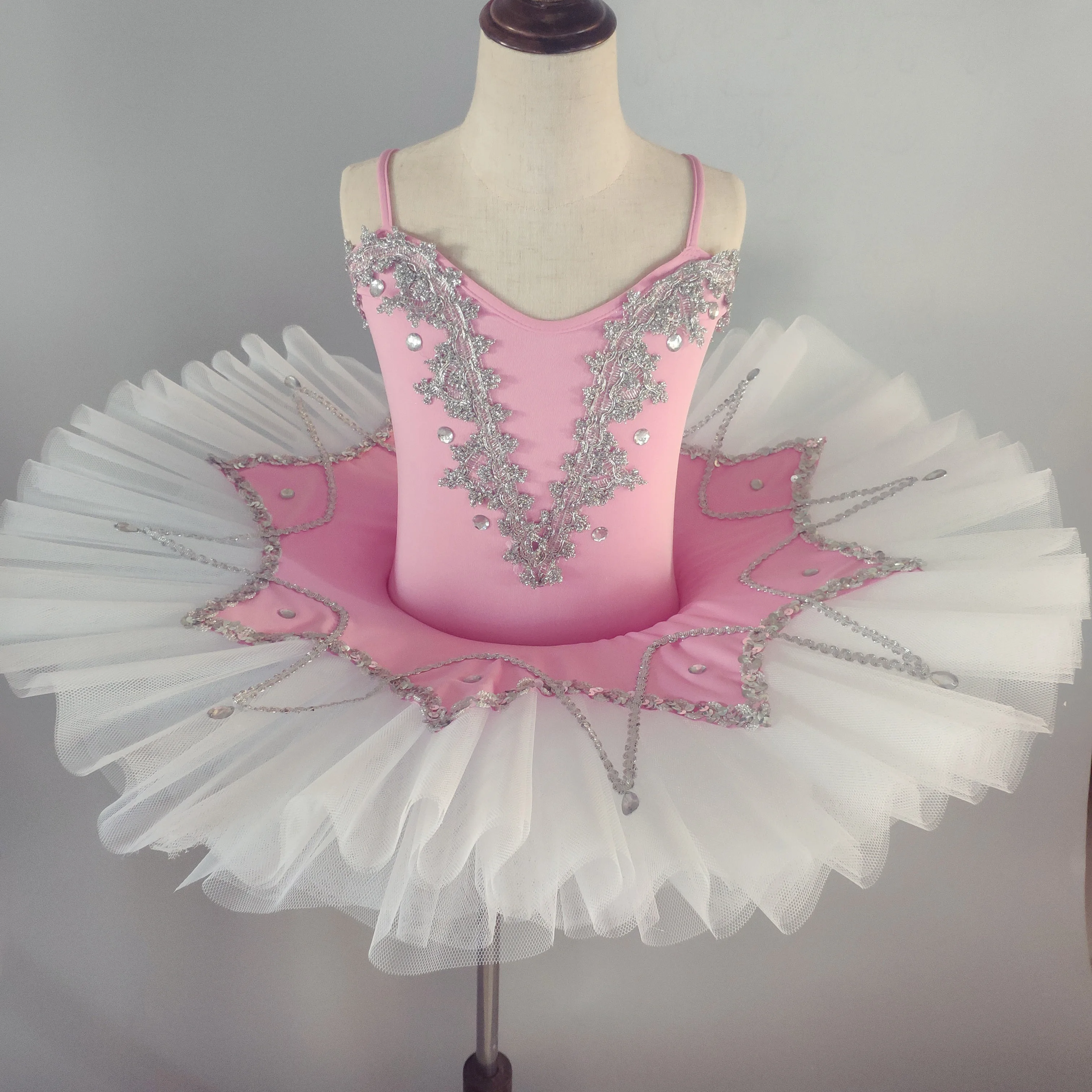 2020 Pink/Purple/White/Green Girl Ballet Tutu Dress Swan Lake Ballet Costume Ballerina Clothes Children Ballet Dance Dress
2020 Pink/Purple/White/Green Girl Ballet Tutu Dress Swan Lake Ballet Costume Ballerina Clothes Children Ballet Dance Dress