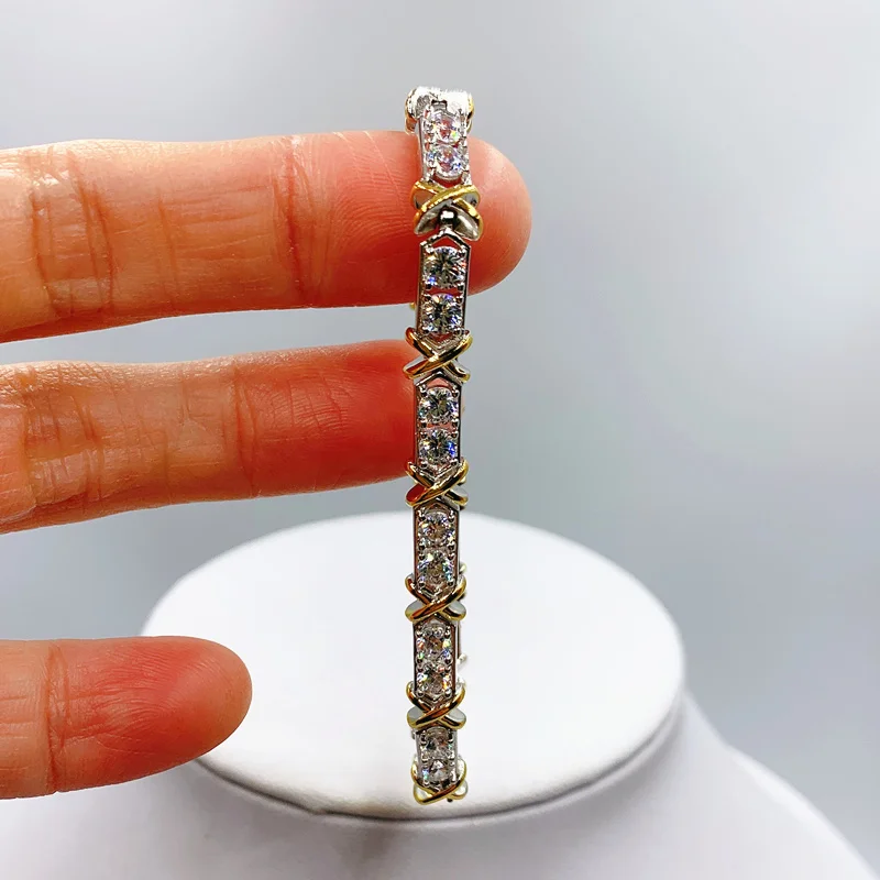 Luxury Hot Fashion Four stone Intersect Bracelet 1:1 925 Sterling Silver Women Logo Original Genuine Jewelry Valentines Gift
Luxury Hot Fashion Four stone Intersect Bracelet 1:1 925 Sterling Silver Women Logo Original Genuine Jewelry Valentines Gift