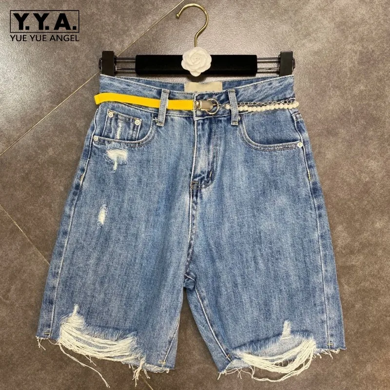 Summer Fashion Hole Design Female Casual Denim Shorts High Street Pockets Concise Womens Vintage Shorts 2021 Classic New
Summer Fashion Hole Design Female Casual Denim Shorts High Street Pockets Concise Womens Vintage Shorts 2021 Classic New
