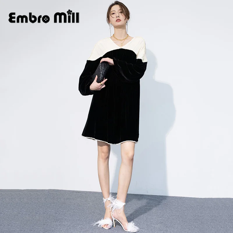 High-End Elegant Designer Women's Silk Velvet Spliced Handmade Beading Fashion Lady Autumn Loose Short Party Dress S-XXL
High-End Elegant Designer Women's Silk Velvet Spliced Handmade Beading Fashion Lady Autumn Loose Short Party Dress S-XXL