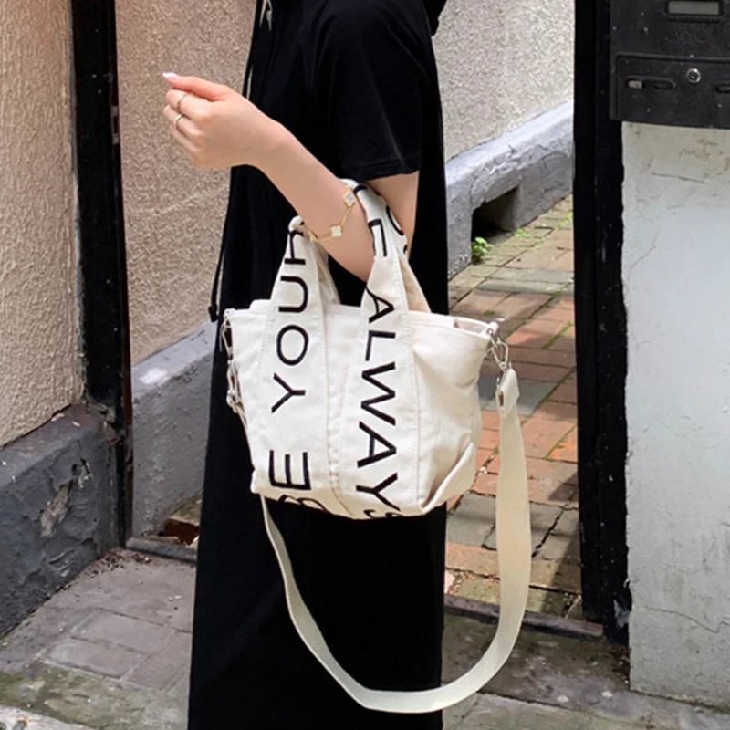 Fashion Letter Canvas Tote Crossbody Bags for Women Brands Large Capacity Women's Handbag Designer hang bag tote bag
Fashion Letter Canvas Tote Crossbody Bags for Women Brands Large Capacity Women's Handbag Designer hang bag tote bag