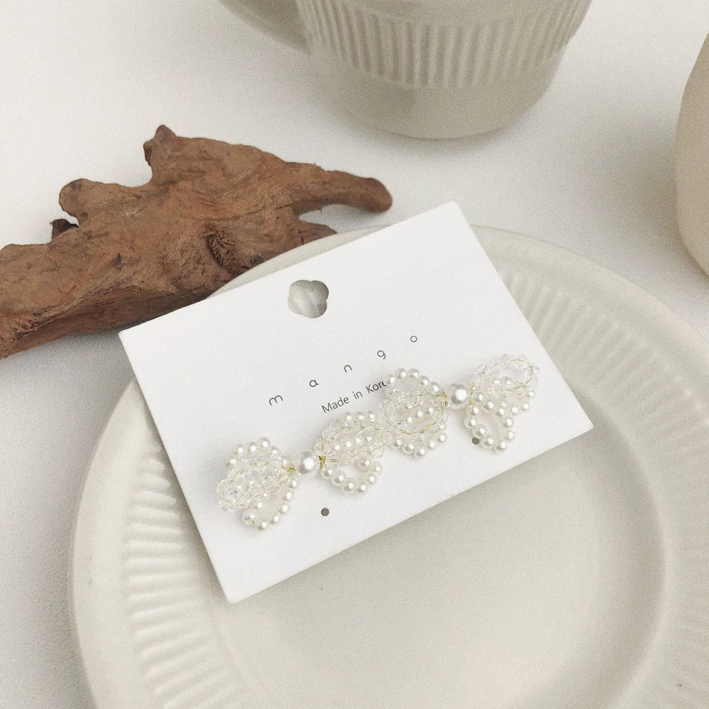 Women Stud Earrings Contracted Style Restoring Ancient Ways Joker Bowknot Earrings Temperament 
Women Stud Earrings Contracted Style Restoring Ancient Ways Joker Bowknot Earrings Temperament