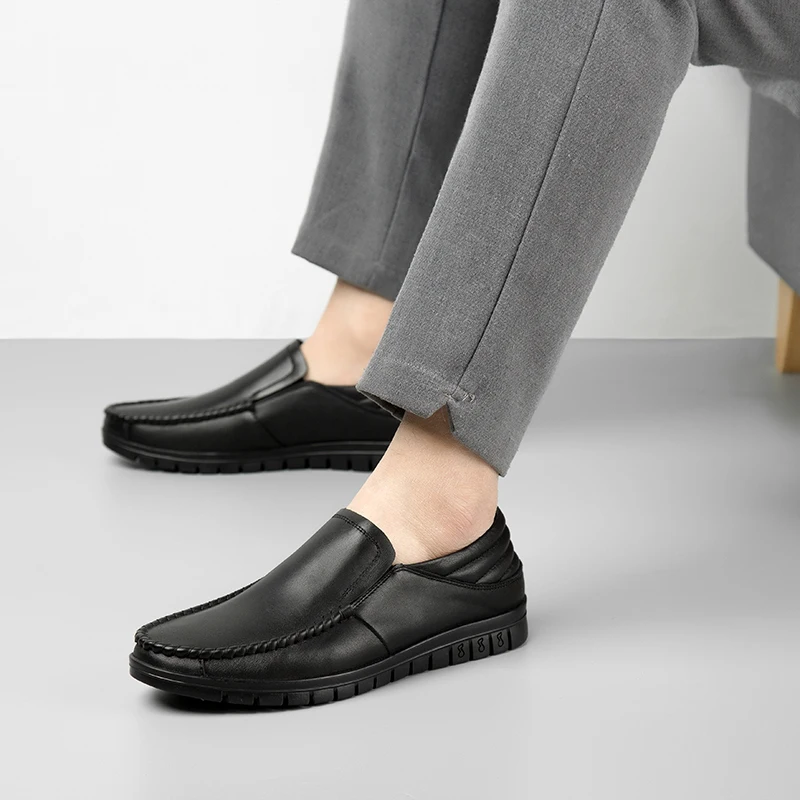Safety Shoes Lightweight Hot Shoes Casual Sneakers Men Fashion Light Breathable Sport Comfortable Zapatos Hombre Cuero Leather
Safety Shoes Lightweight Hot Shoes Casual Sneakers Men Fashion Light Breathable Sport Comfortable Zapatos Hombre Cuero Leather