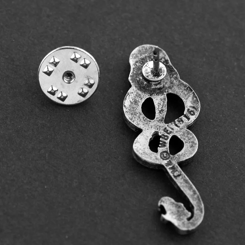 Movie Jewelry Retro Cool DEATH EATERS Snake Brooches For Men Boy Fans Collection
Movie Jewelry Retro Cool DEATH EATERS Snake Brooches For Men Boy Fans Collection