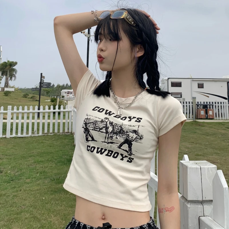 Cotton Vintage Graphic Crop Top for Women Cropped T Shirt Korean Fashion White Tshirt Tee Harajuku Short Clothes Y2k Clothing
Cotton Vintage Graphic Crop Top for Women Cropped T Shirt Korean Fashion White Tshirt Tee Harajuku Short Clothes Y2k Clothing