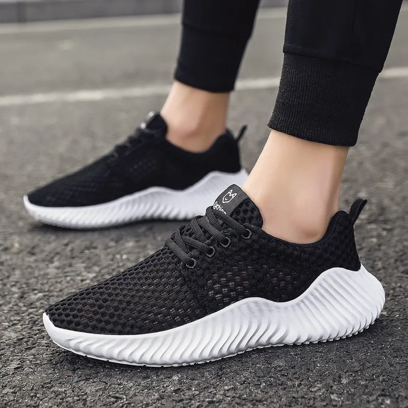 2020 Summer Running Shoes for Man Burst Hollow Ultralight Sports Mesh Casual Tide Shoes Breathable Mesh Lace-Up Men Sneakers
2020 Summer Running Shoes for Man Burst Hollow Ultralight Sports Mesh Casual Tide Shoes Breathable Mesh Lace-Up Men Sneakers