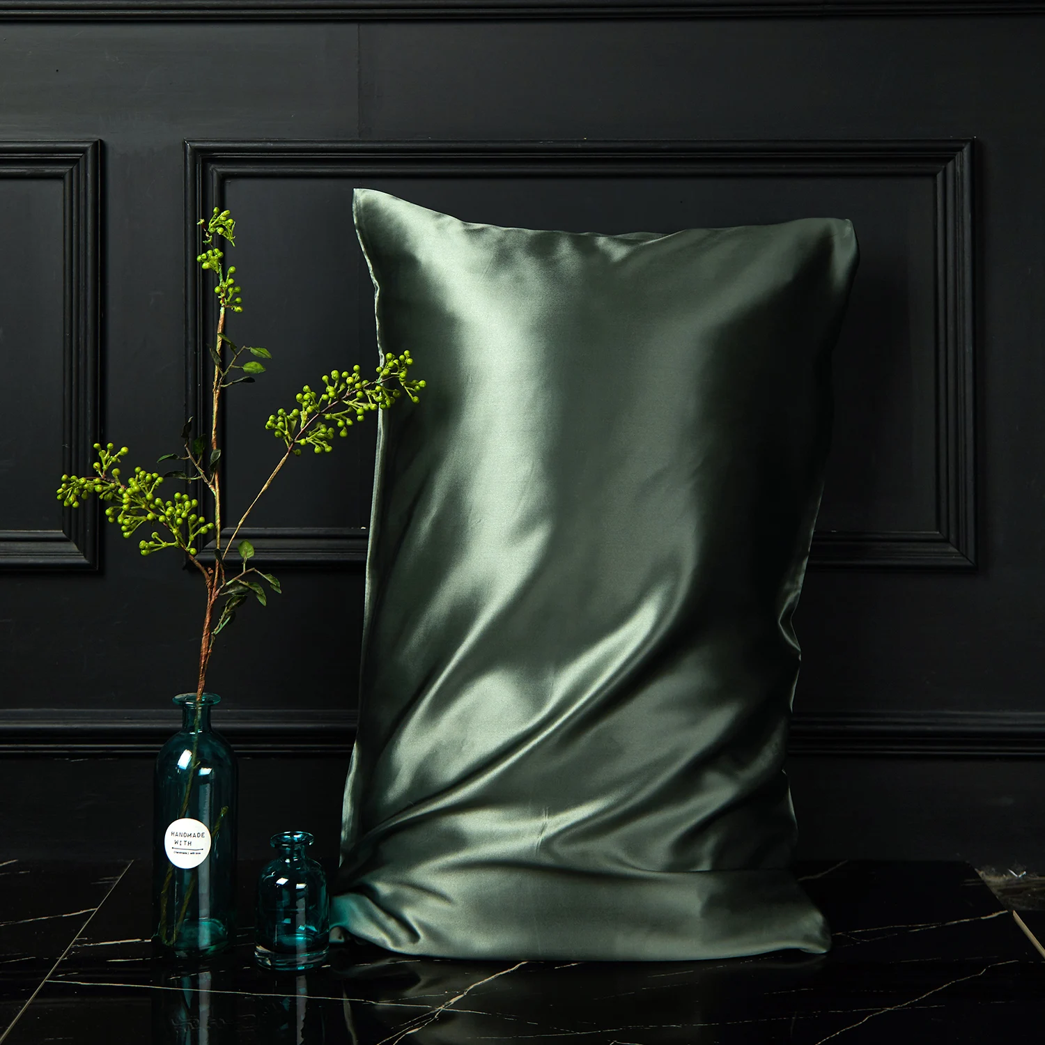 Наволочки DISANGNI из шелка 22 шт.
Наволочки DISANGNI из шелка 22 шт.