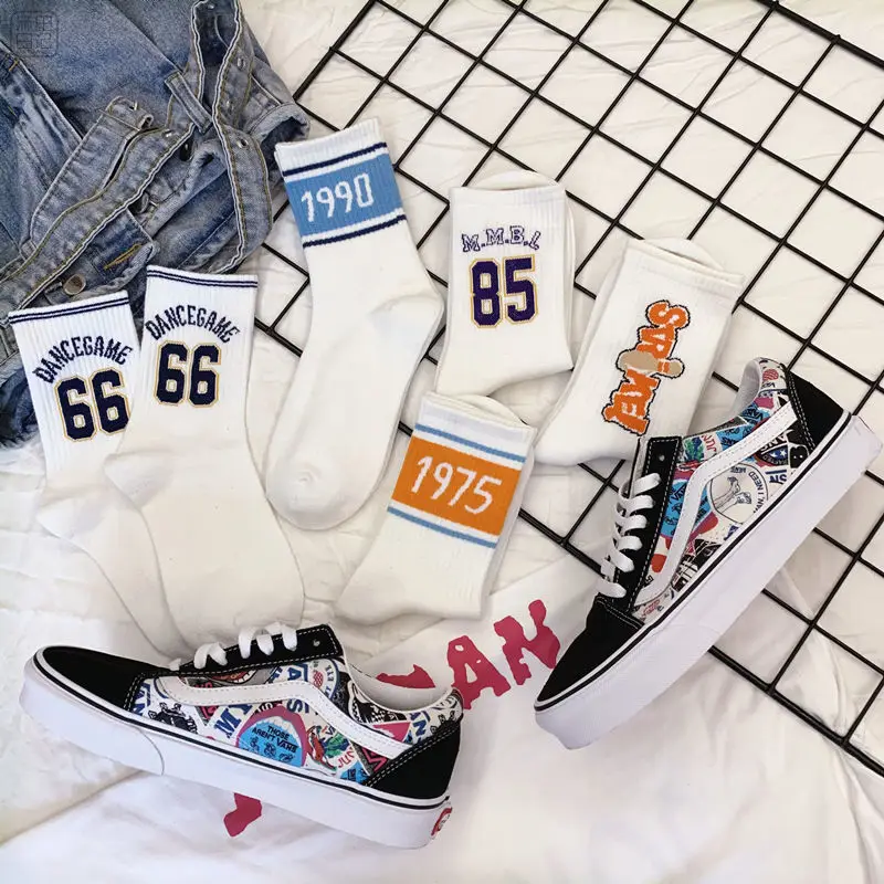 Women 's Socks Korean Style Long Street Trend Mid-Calf Length Socks Men 's Basketball Ins Harajuku Academic Style
Women 's Socks Korean Style Long Street Trend Mid-Calf Length Socks Men 's Basketball Ins Harajuku Academic Style