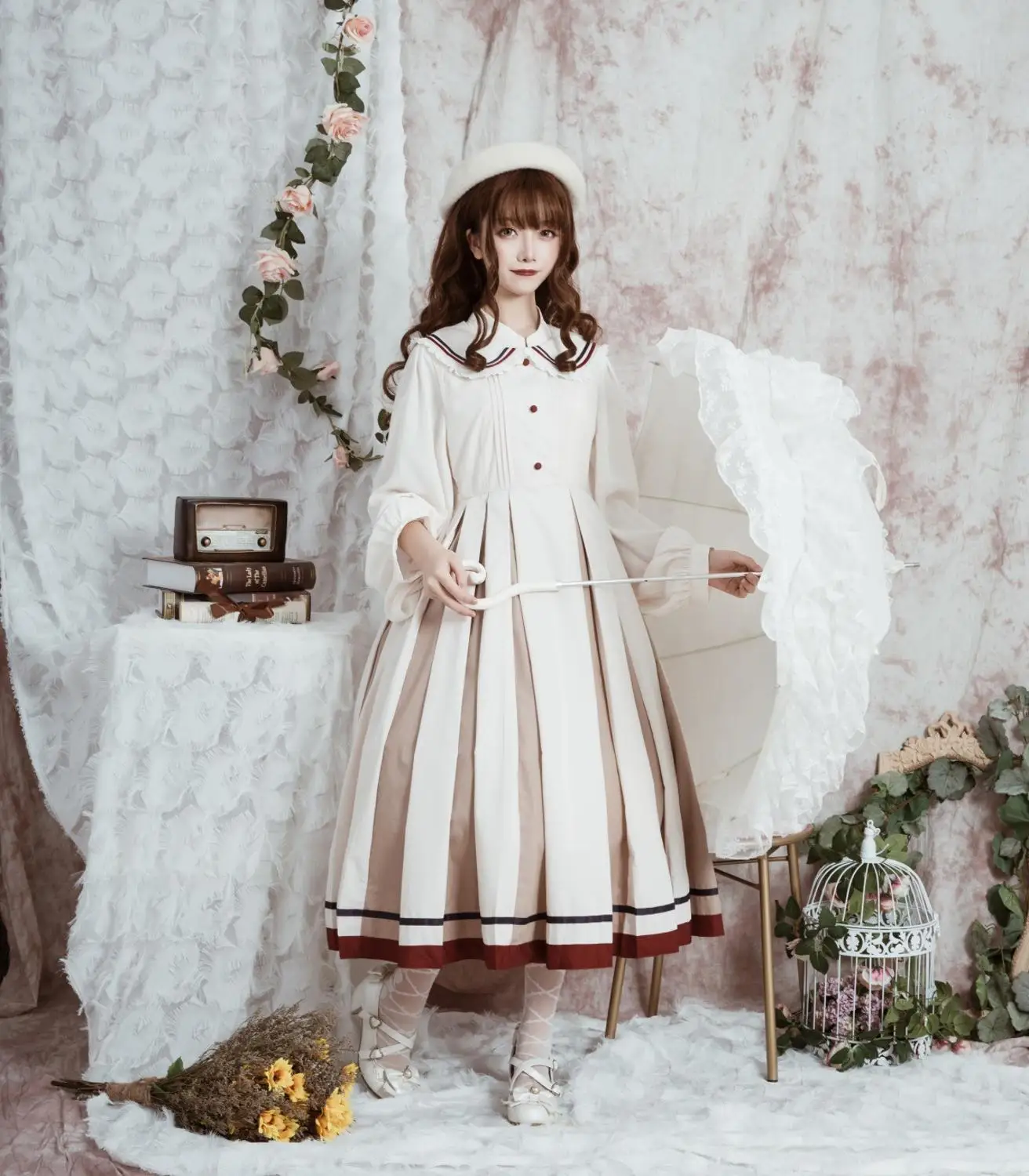 Vintage sweet lolita dress peter pan collar falbala lace bowknot victorian dress kawaii girl gothic lolita op/jsk loli cosplay
Vintage sweet lolita dress peter pan collar falbala lace bowknot victorian dress kawaii girl gothic lolita op/jsk loli cosplay