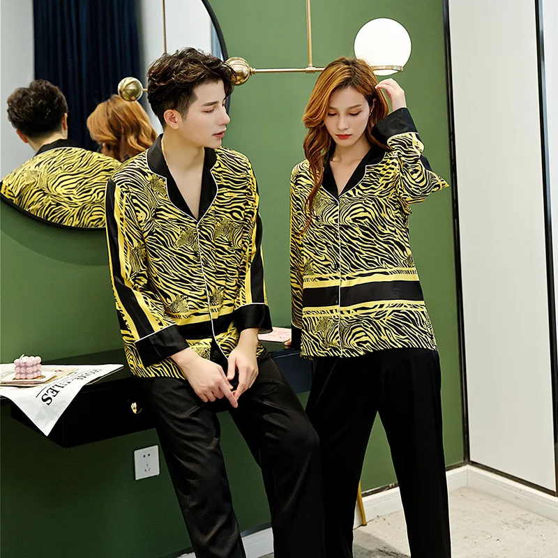 FZSLCYIYI Spring Couple Gold Zebra Pattern Printed Pajamas Set Lovers Men Women Long Sleeve Pants Sleepwear Satin Homewear Night
FZSLCYIYI Spring Couple Gold Zebra Pattern Printed Pajamas Set Lovers Men Women Long Sleeve Pants Sleepwear Satin Homewear Night
