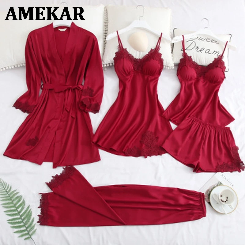 Sexy Women Pajamas 5 Pieces Sets Satin Sleepwear Pijama Silk Home Wear Embroidery Sleep Lounge Pyjama with Chest Pads
Sexy Women Pajamas 5 Pieces Sets Satin Sleepwear Pijama Silk Home Wear Embroidery Sleep Lounge Pyjama with Chest Pads